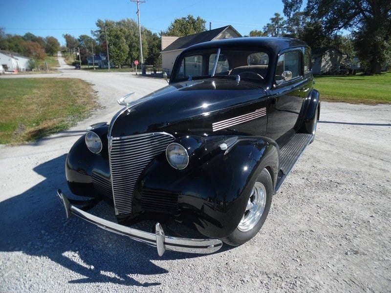 1939 Chevrolet Master Deluxe 2DR Sedan