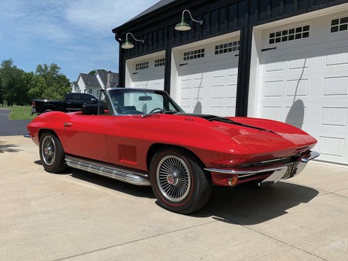 1967 Chevrolet Corvette Sting Ray 427 Convertible  For Sale by Auction