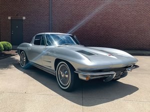 1963 Chevrolet Corvette Sting Ray Split-Window Coupe  For Sale by Auction