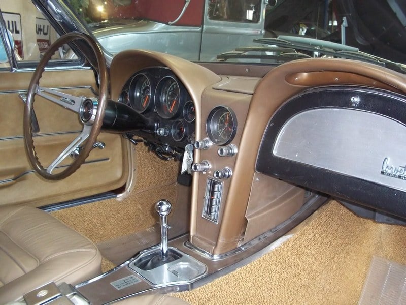 1966 Chevrolet Corvette - 4
