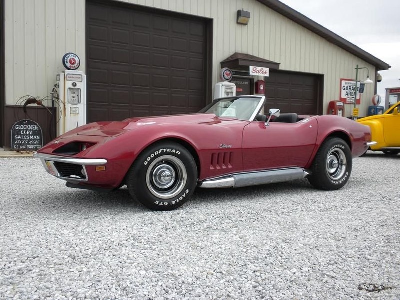 1969 Chevrolet Corvette - 2 1969 Chevrolet Corvette - 2