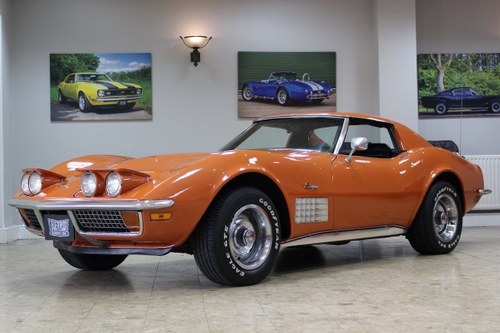 1972 Corvette Stingray 350 V8 Auto|18K Body Off Restoration VENDIDO