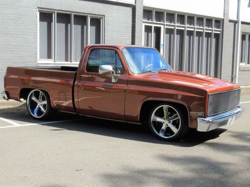 1983 Chevrolet C10 SHORTBED FULLY BAGGED C 10 CHEVY V8 SOLD