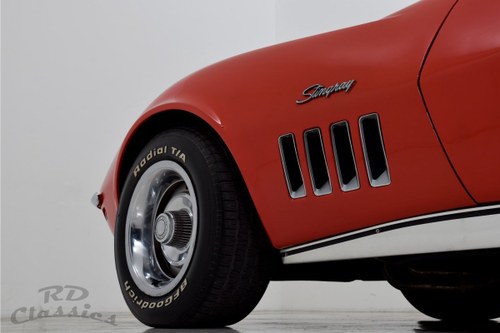 1969 Chevrolet Corvette - 5