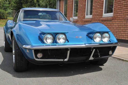 Corvette (1968) with 2 tops For Sale
