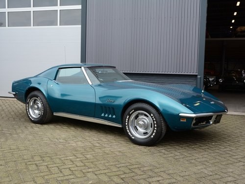 1969  Corvette C3 Stingray t-top coupe manual gearbox! For Sale
