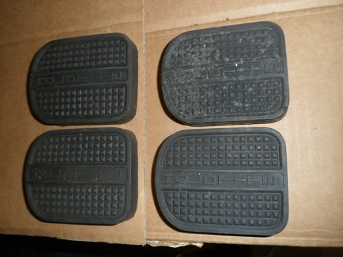 1930 Holdtite Rubbers X4 For Sale