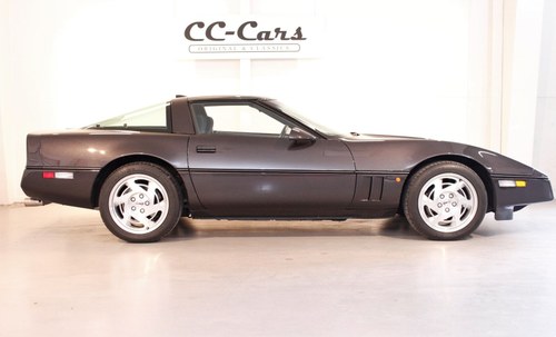 1990 Chevrolet Corvette - 2
