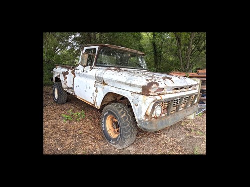 1963 Chevy C20 4x4 Step Side Pick Up Truck Project Runs $8.5 For Sale