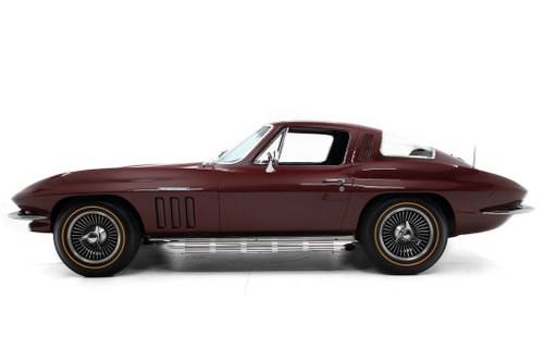 1965 Chevy Corvette STING RAY Coupe 375-hp fuelie $86.5K In vendita