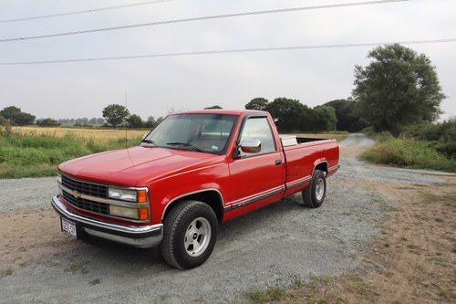 1990 Chevrolet Silverado - American Pick up Truck - Low Mile For Sale