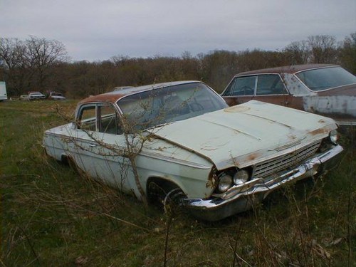Parting Out: 1962 Chevrolet Belair 4dr Sedan In vendita