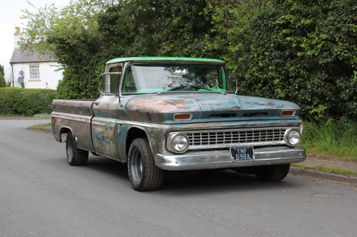 1963 Chevrolet C10 Luxury Custom Base Truck VENDU