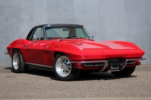 1966 Chevrolet Corvette Stingray C2 Convertible LHD For Sale