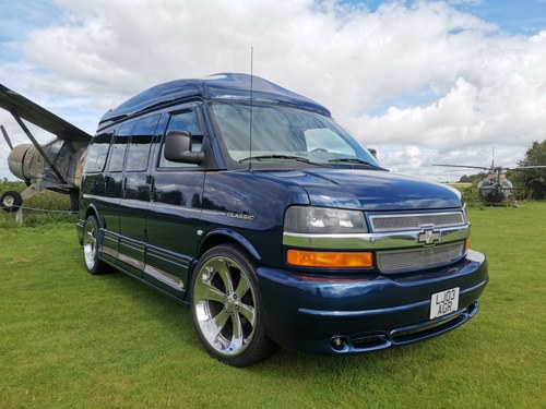 2003 Chevrolet EXPRESS HighTop DayVan