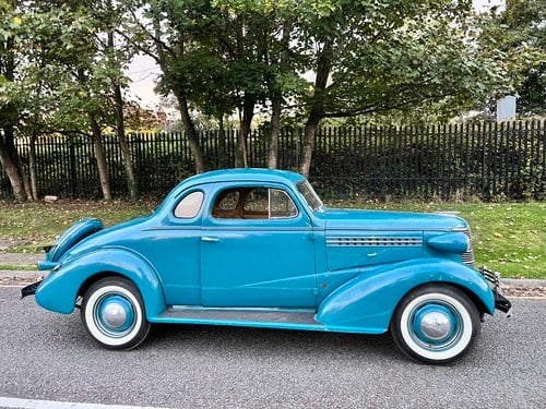 1938 Chevrolet Deluxe - 2