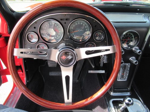 1966 Chevrolet Corvette - 8