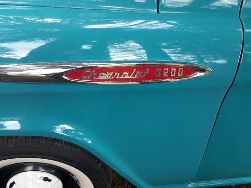 1957 Chevrolet 3200 - 3