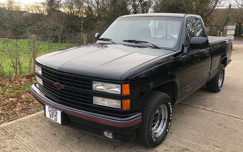 1990 Chevrolet C/K 1500 (picture 1 of 18)