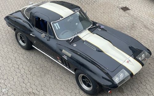 1965 Chevrolet Corvette C2 Z51 (picture 1 of 9)