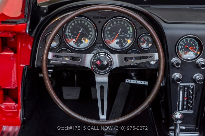 1966 Chevrolet Corvette - 7