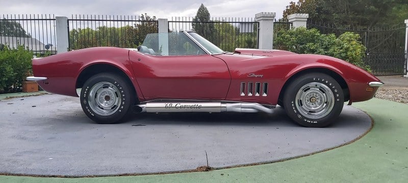 1969 Chevrolet Corvette - 4