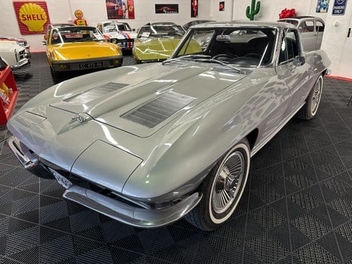 CHEVROLET Corvette STINGRAY split windo - 1963 Kaufen Bei
