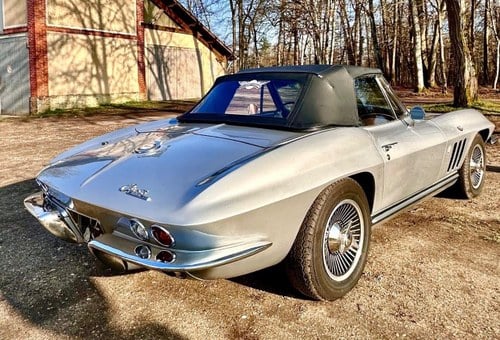CHEVROLET Corvette C2 Sting-Ray - 1965 Kaufen Bei