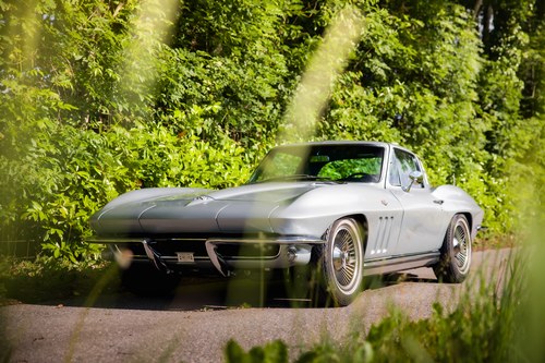 Lot 115 1965 Chevrolet 327/365hp Corvette Coupé For Sale by Auction