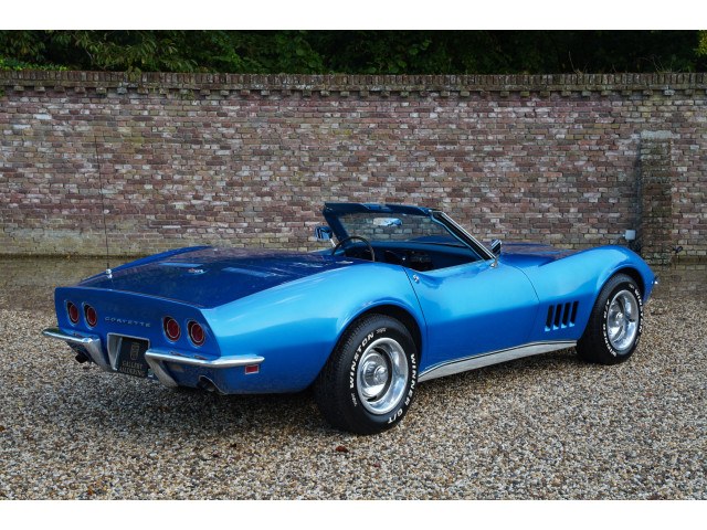 1968 Chevrolet Corvette - 2 1968 Chevrolet Corvette - 2