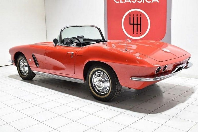 1961 Chevrolet Corvette - 2 1961 Chevrolet Corvette - 2