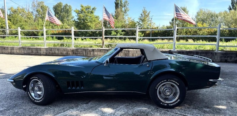 1968 Chevrolet Corvette - 2 1968 Chevrolet Corvette - 2