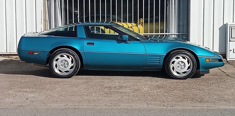 1992 Chevrolet Corvette - 2 1992 Chevrolet Corvette - 2