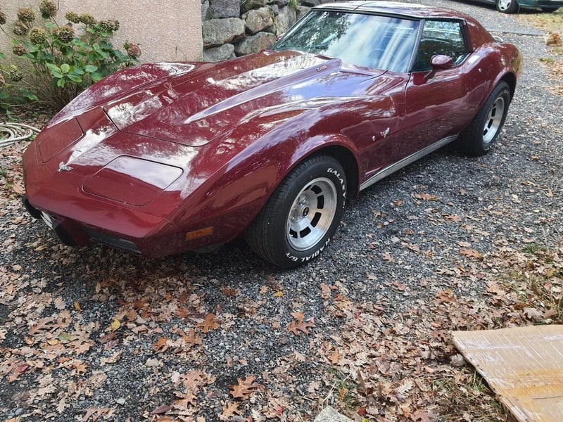 1977 Chevrolet Corvette - 1 1977 Chevrolet Corvette - 1