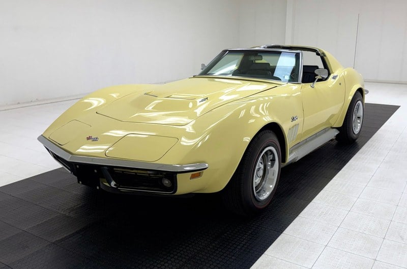 1969 Chevrolet Corvette - 2 1969 Chevrolet Corvette - 2