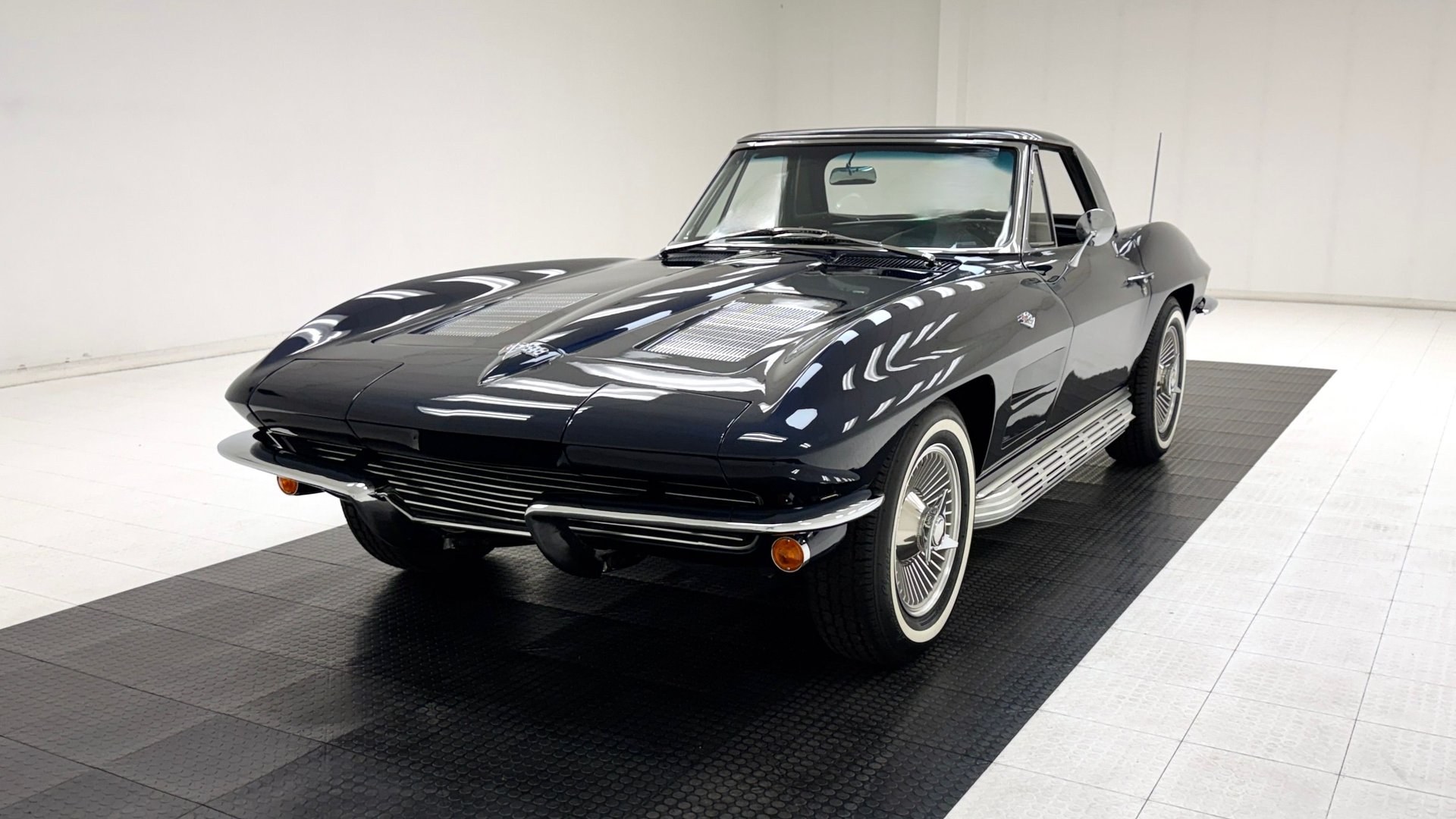 1963 Chevrolet Corvette Convertible, foto 1