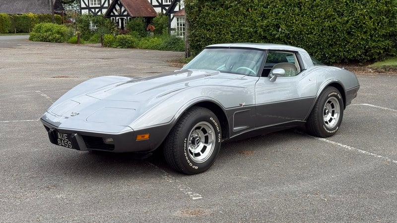1977 Chevrolet Corvette - 2 1977 Chevrolet Corvette - 2