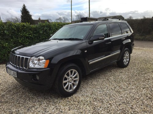 2007 Grand Cherokee Overland Edition Jeep, black 71k h/spec For Sale