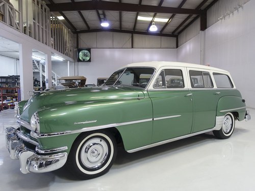 1952 Chrysler Saratoga 8 Town & Country Wagon For Sale
