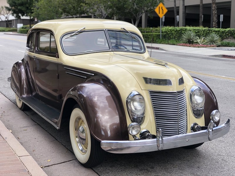 1937 CHRYSLER AIRFLOW COUPE C1