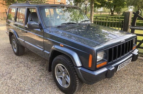 2000 JEEP XJ CHEROKEE 60TH ANNIVERSARY LIMITED EDITION For Sale by Auction