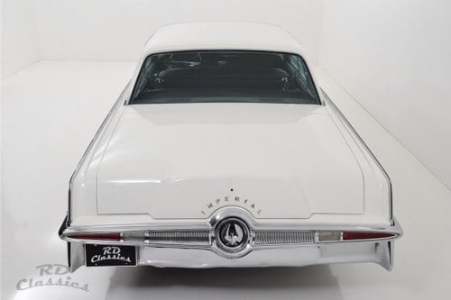 1965 Chrysler Imperial - 6