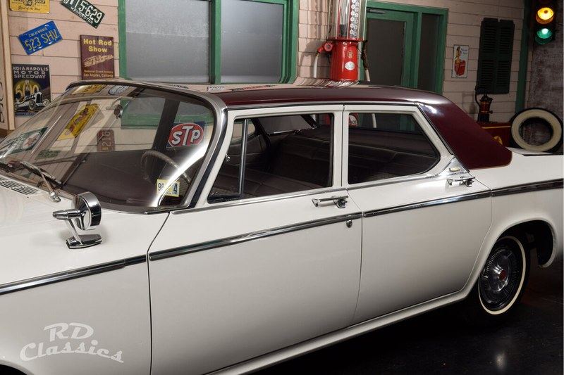 1964 Chrysler Newport - 7