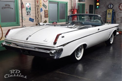 1963 Chrysler Imperial - 5