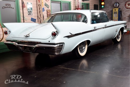 1961 Chrysler Imperial - 5