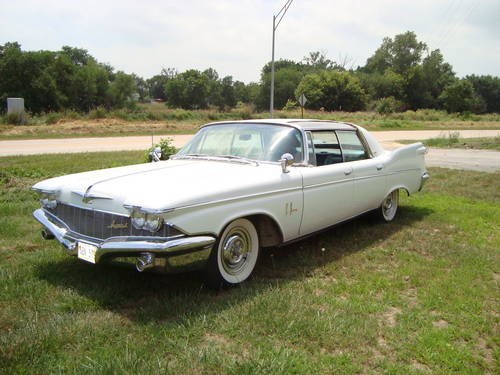 1960 Imperial LeBaron 4DR HT In vendita