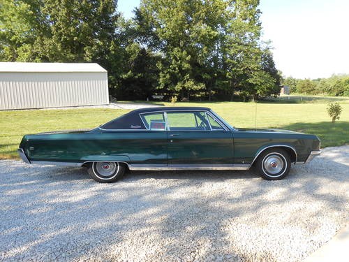 1968 Chrysler Newport Custom 2DR HT En Venta
