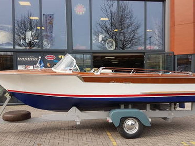 Riva Junior wooden speedboat 1968