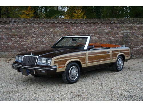 1983 Chrysler Lebaron Convertible Rare Town and Country Convertib For Sale