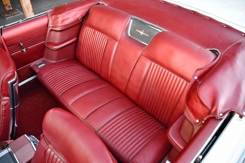 1966 Chrysler 300 - 8